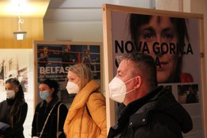 Javno_vodstvo_razstave_by_my_side_obisk_akademija_13.12.2021_2.JPG